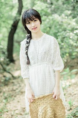 春潮烂漫海棠红