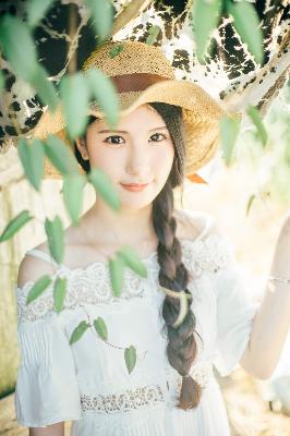 明明是配角却被王子宠爱了全集免费观看