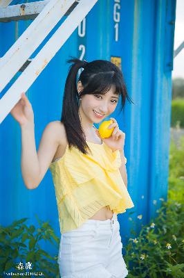 善良的女秘书的目的