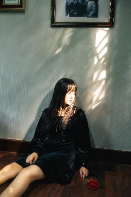 妻子在厨房被三个男人欺负的后果